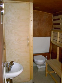 Barka turystyczna Saima 1100SE - czarter barek w Finlandi, Pojezierze Fińskie foto: Saimaan Solmu