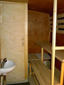 Barka turystyczna Saima 1100SE - czarter barek w Finlandi, Pojezierze Fińskie foto: Saimaan Solmu