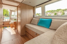 Barka turystyczna Penichette 950 E foto: LOCABOAT