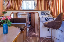 Barka turystyczna Penichette 1500 FB - kuchnia foto: LOCABOAT