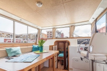 Barka turystyczna Pénichette ® 1180 Flying Bridge. Kuchnia foto: LOCABOAT