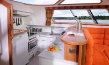Barka turystyczna Europa 700 - kuchnia foto: LOCABOAT