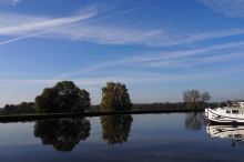 Francja - Burgundia - Saone - czarter barki turystycznej
 foto: LOCABOAT
