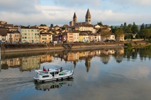 Francja - Burgundia - Saone - czarter barki turystycznej
 foto: LOCABOAT