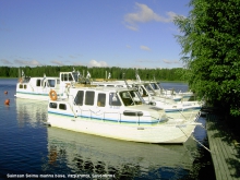 Czarter barki turystycznej w Finlandi foto: Saimaan Solmu